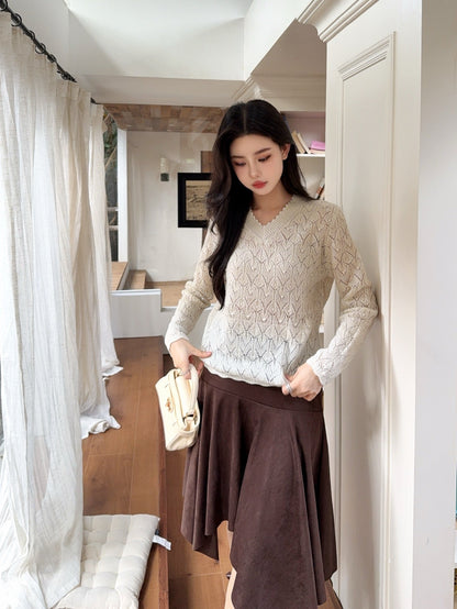 Chan NEW V-neck sweater