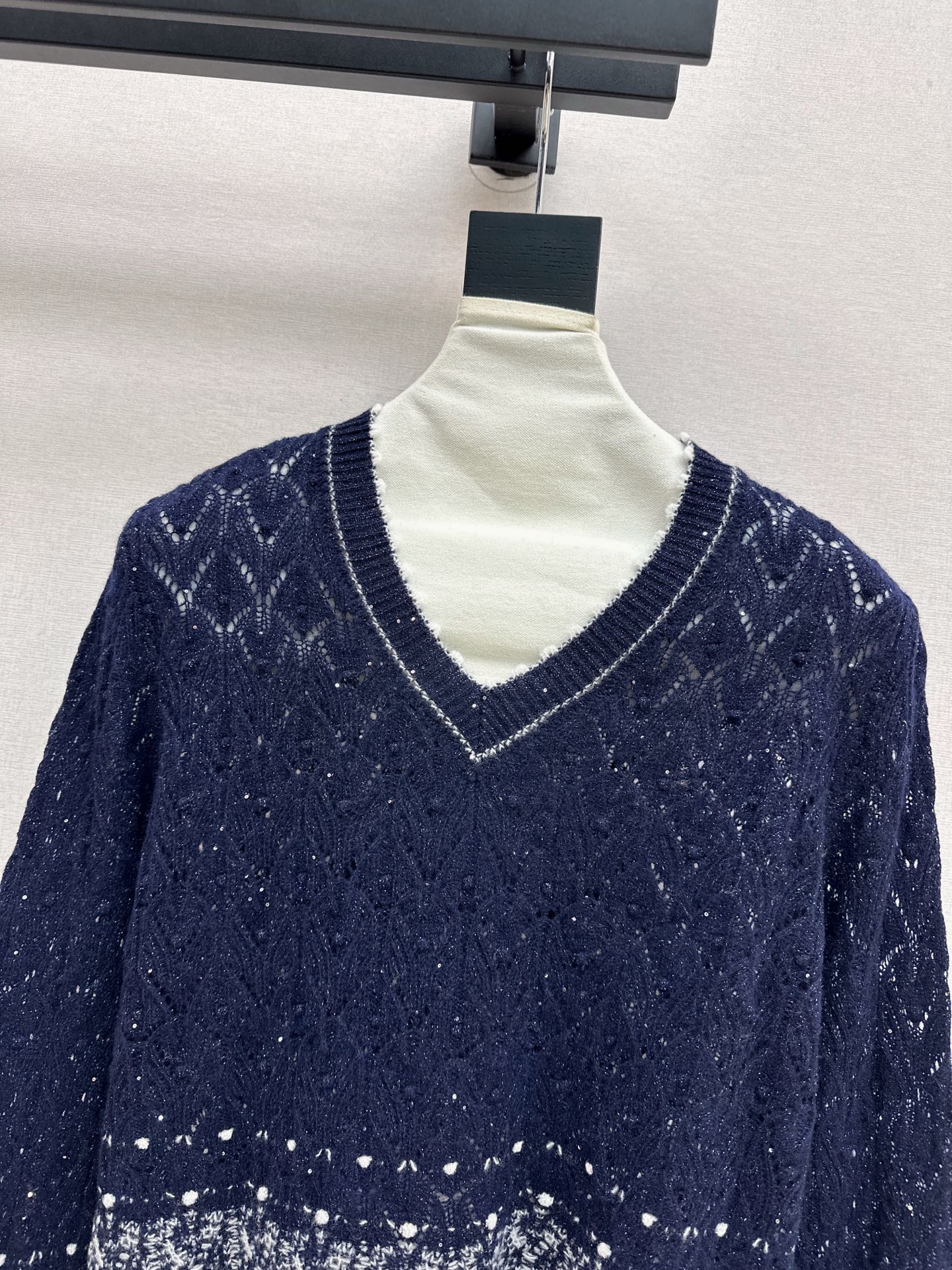 Chan NEW V-neck sweater