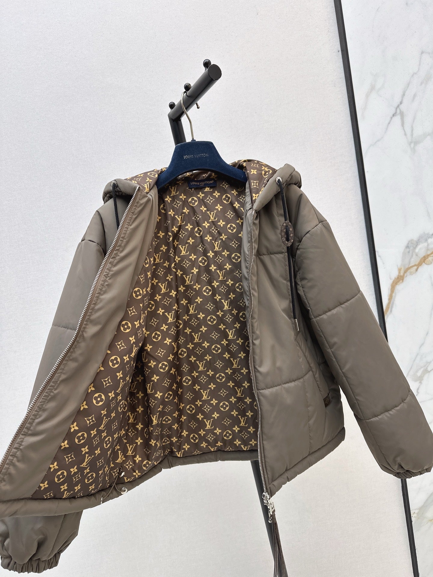 Louis NEW hooded down jacket