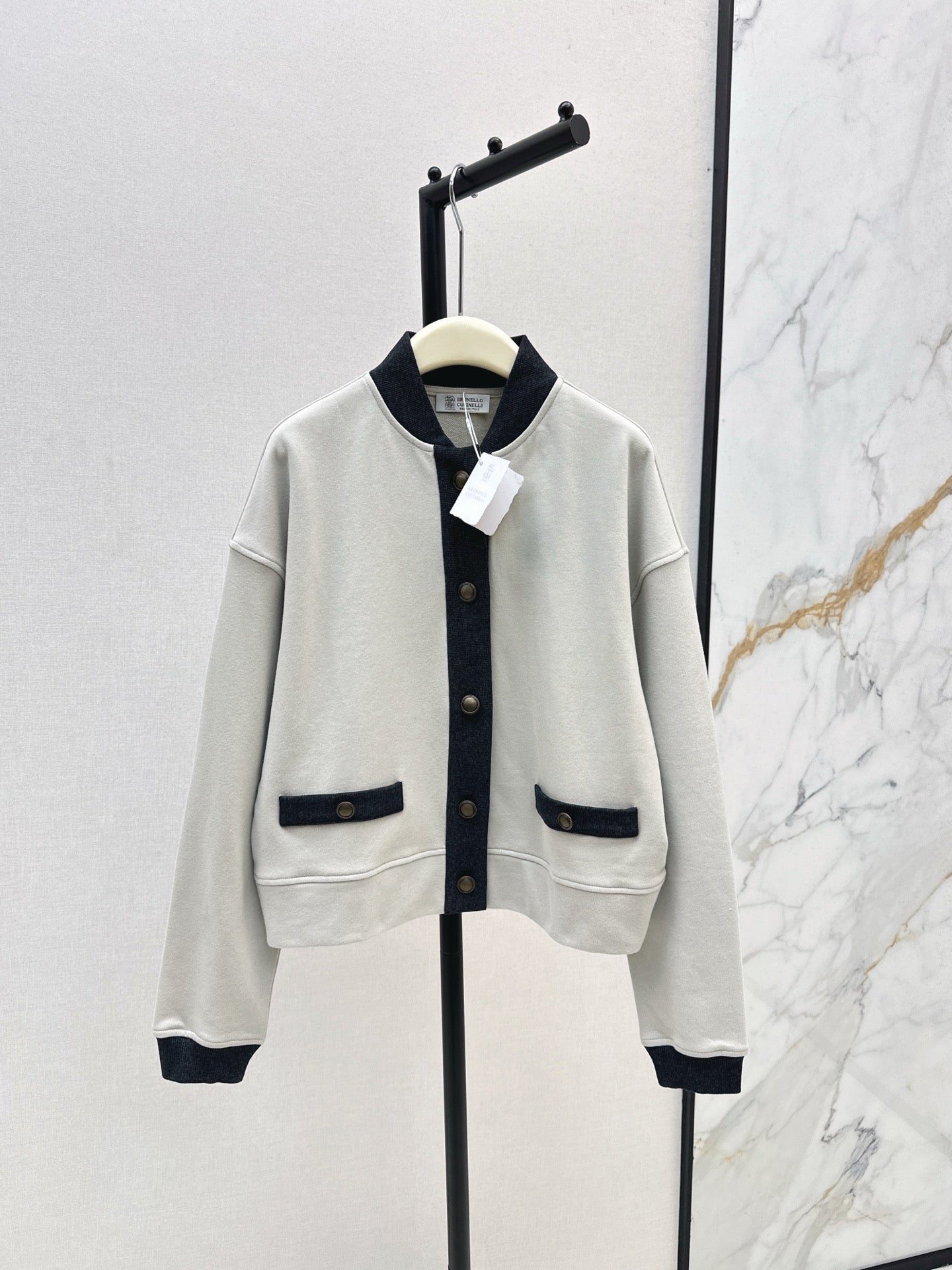 Brune NEW sweatshirt