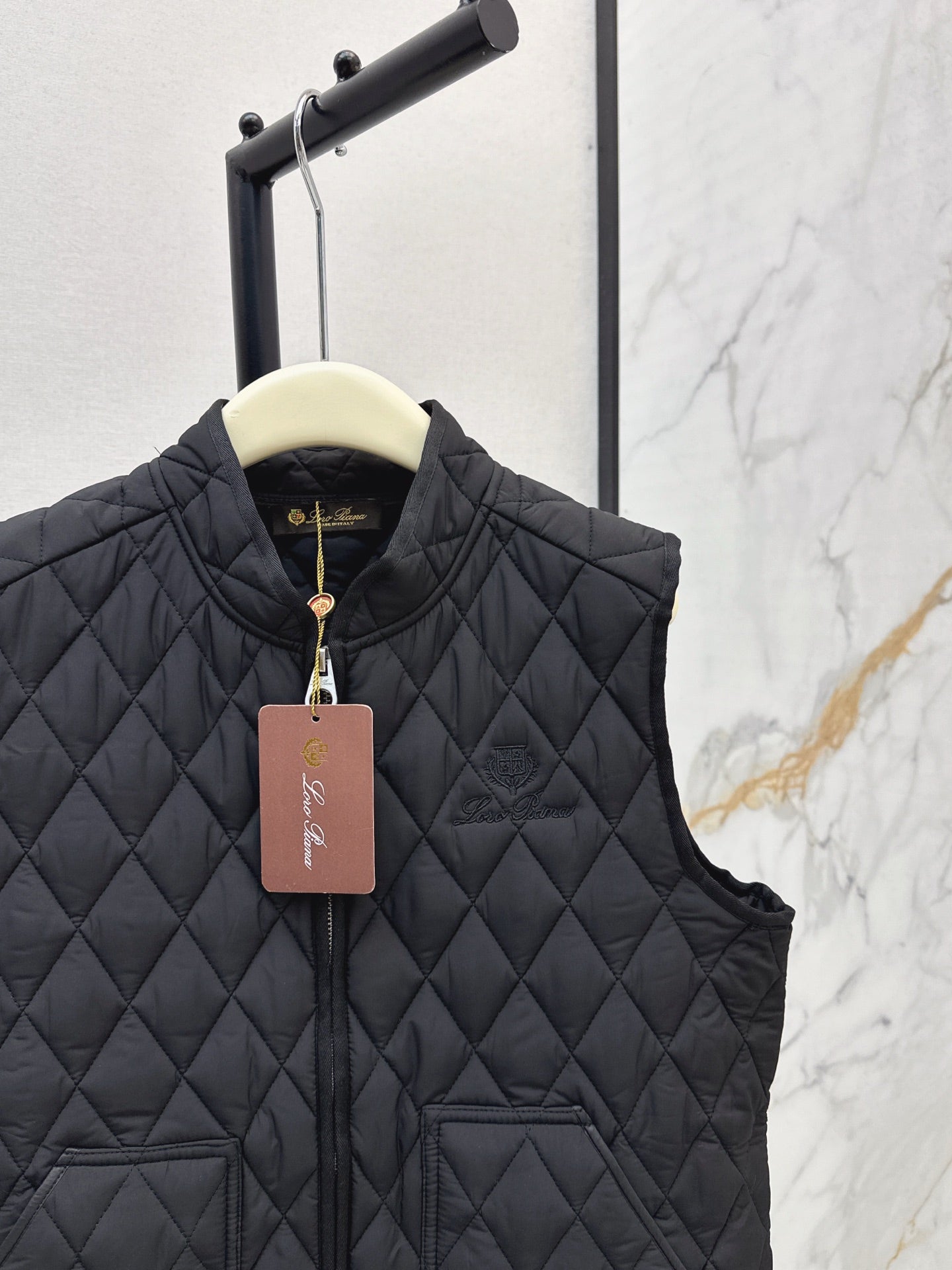 Loro NEW Padded vest