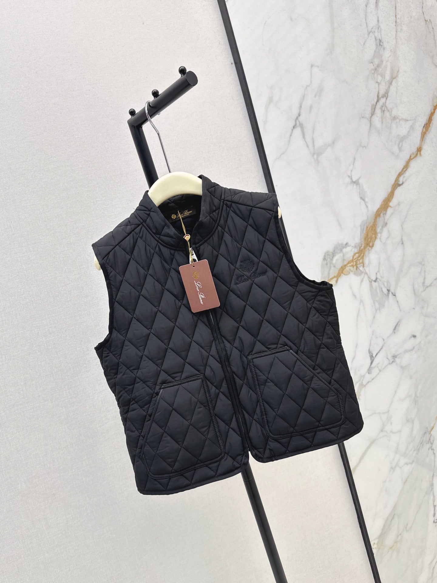 Loro NEW Padded vest