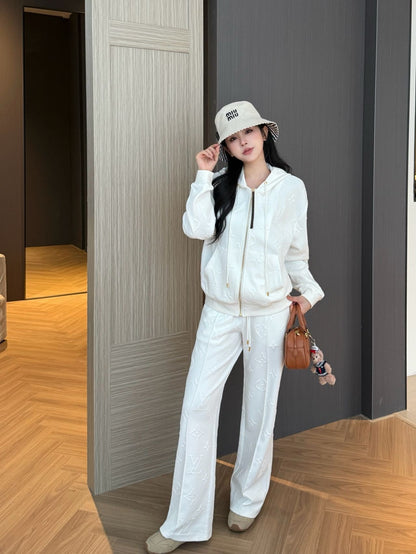 Louis NEW sports suit