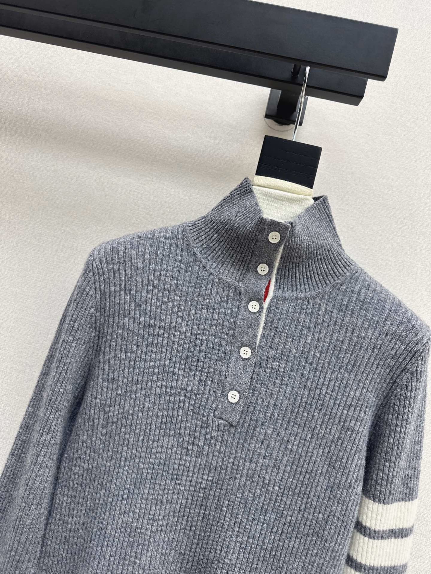 Thom NEW knitted sweater