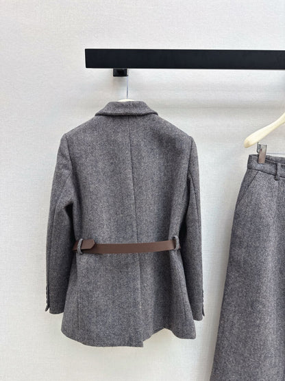 Brune NEW Belted blazer