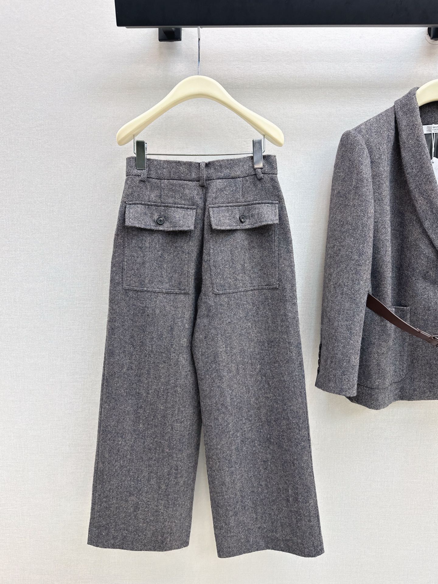 Brune NEW cropped pants