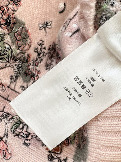 CD NEW cashmere sweater