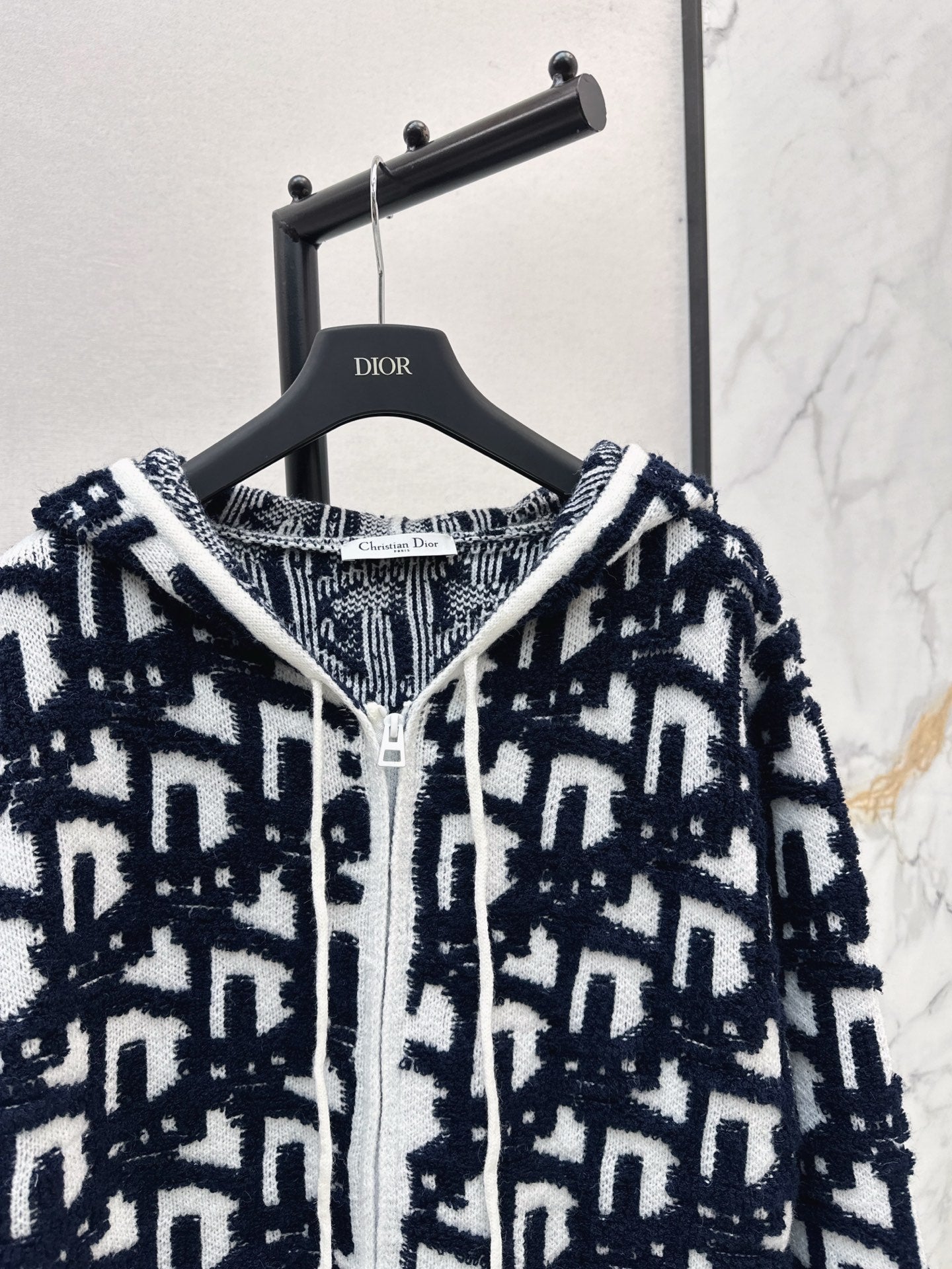 CD NEW Hooded knitted cardigan