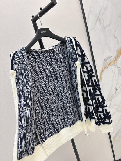 CD NEW Hooded knitted cardigan