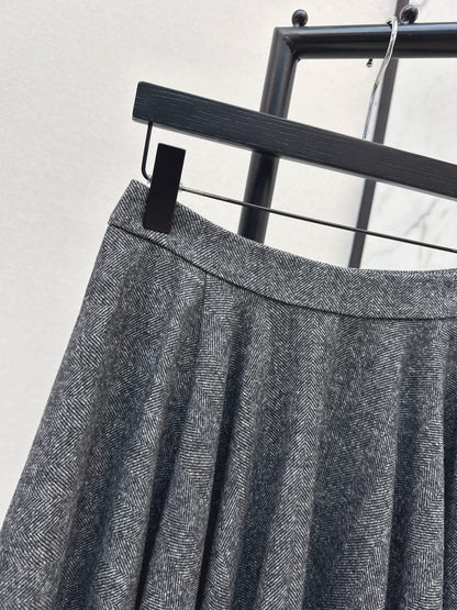 Dolc NEW wool skirt