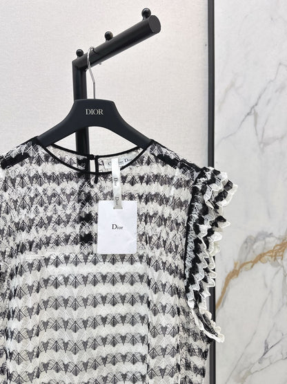 CD NEW Lace sleeveless shirt