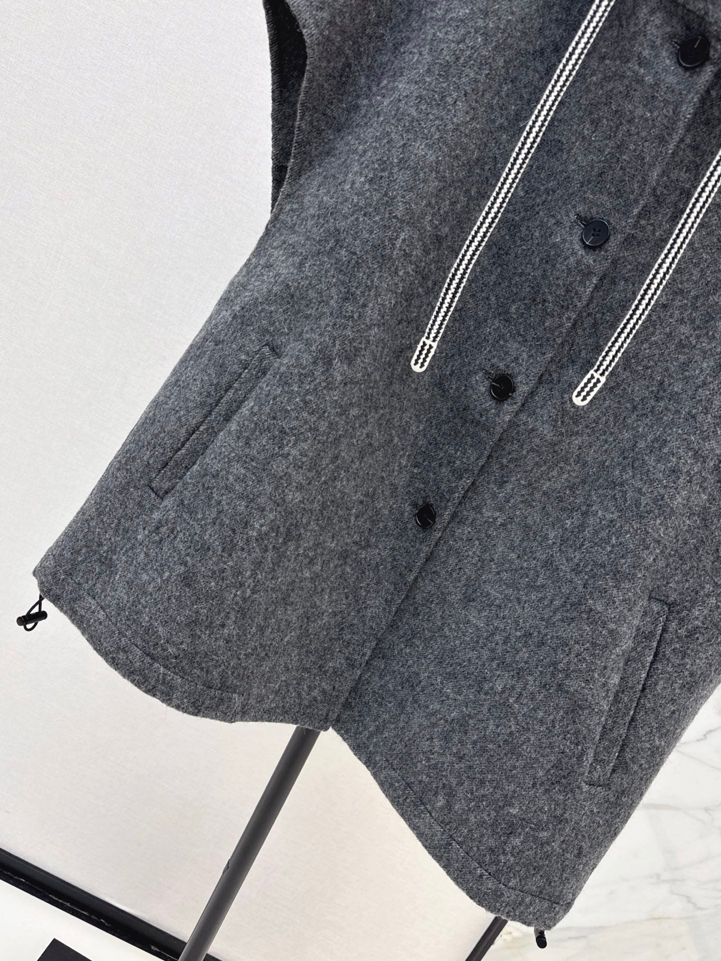 Brune NEW Hooded wool vest