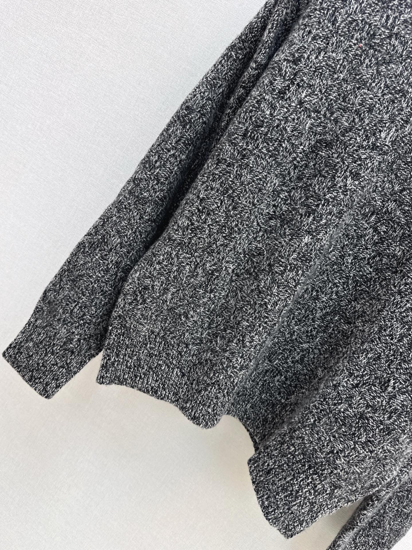 Bott NEW Turtleneck sweater