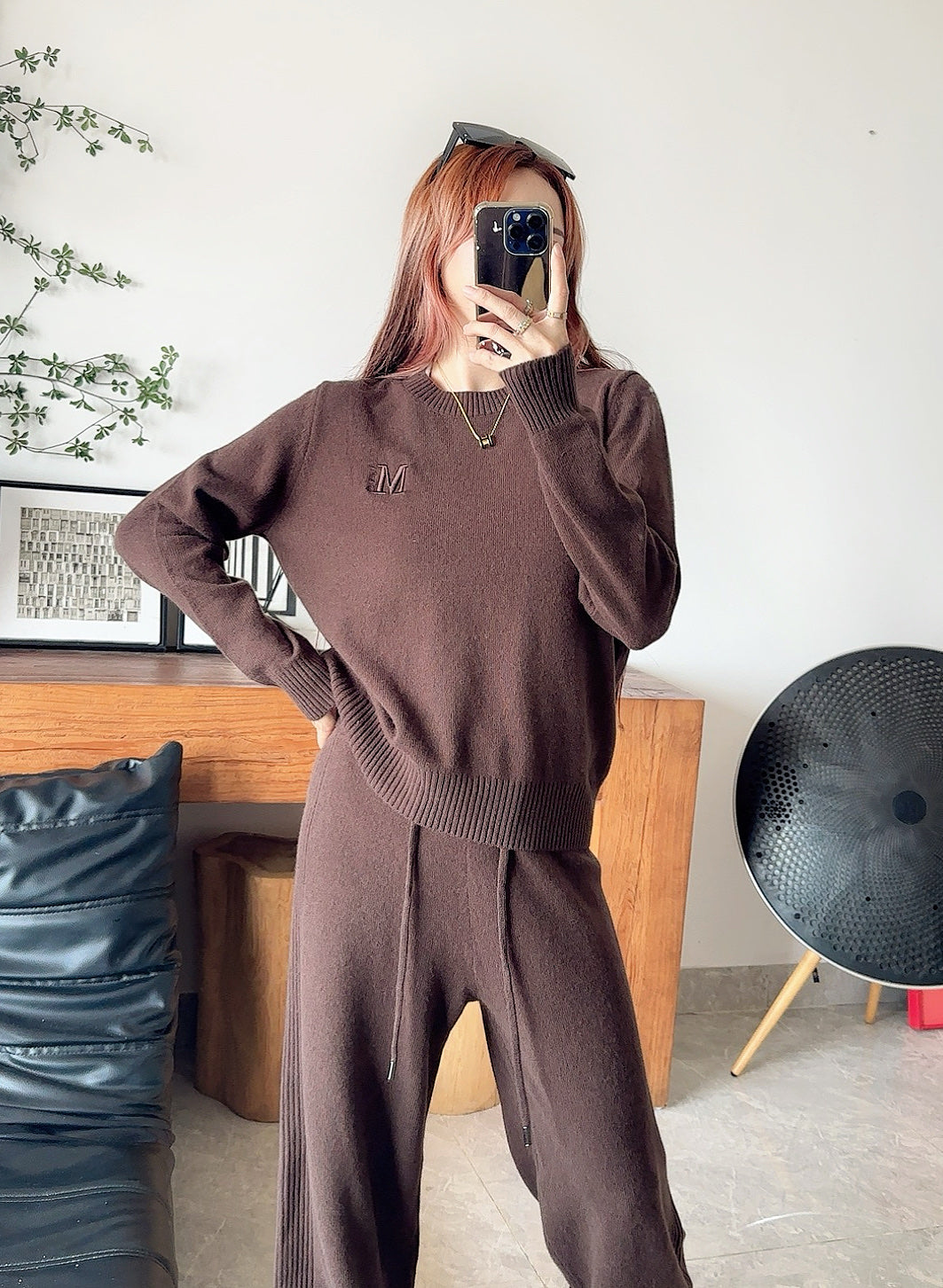 Max NEW knitted suit