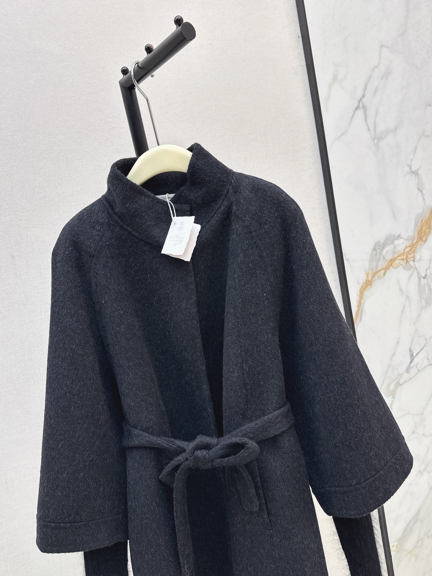 Brune NEW woolen coat