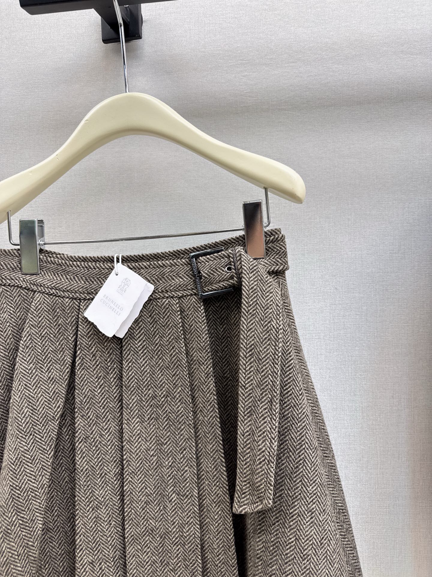 Brune NEW pleated skirt