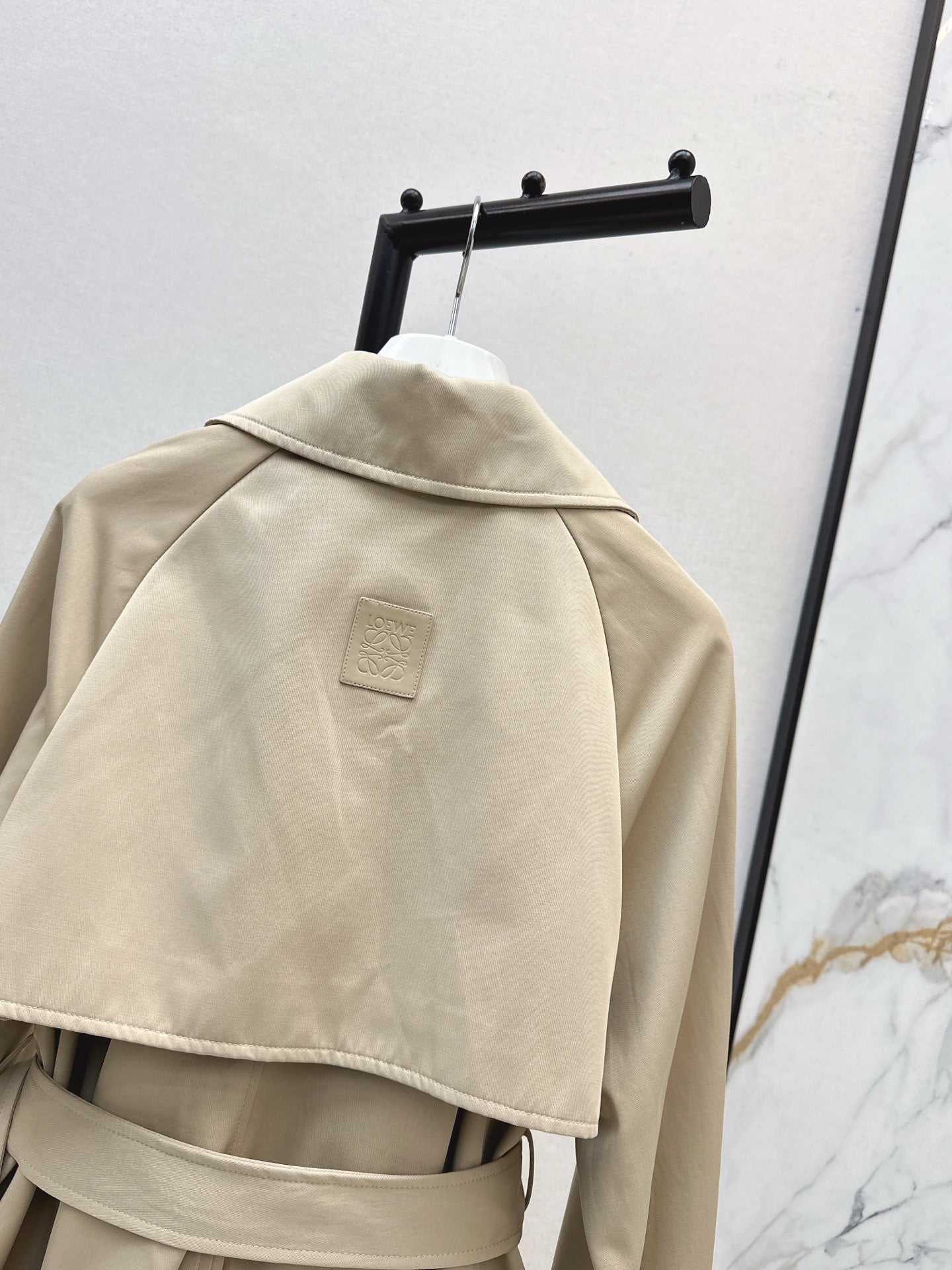 Loe NEW windbreaker jacket