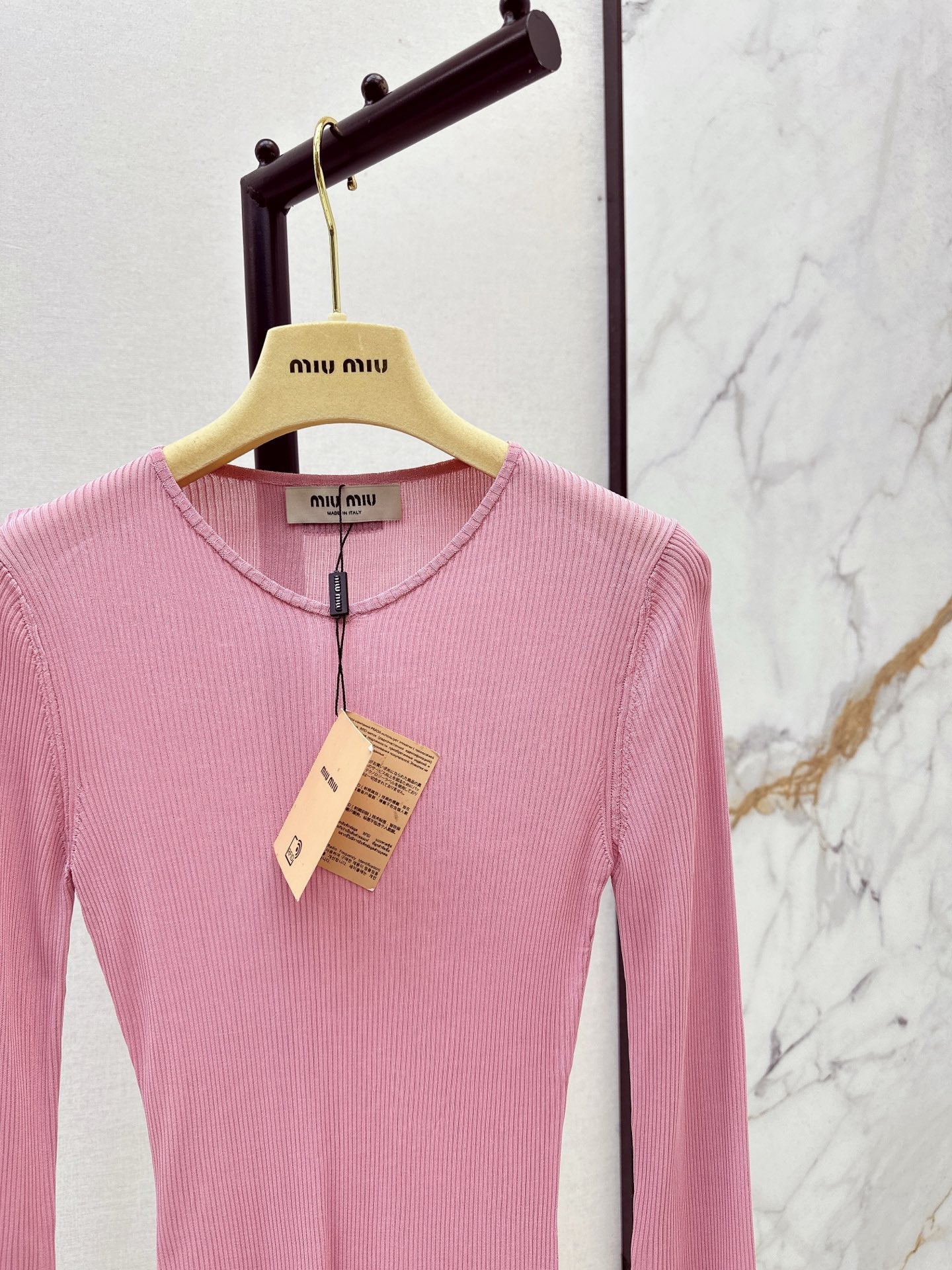 Miu NEW knitted sweater