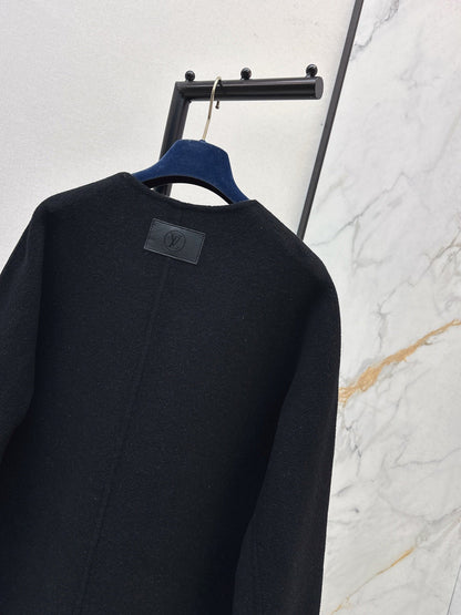 Louis NEW vwool coat