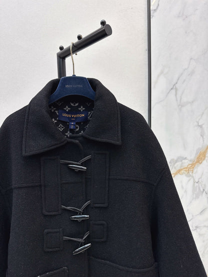 Louis NEW vwool coat