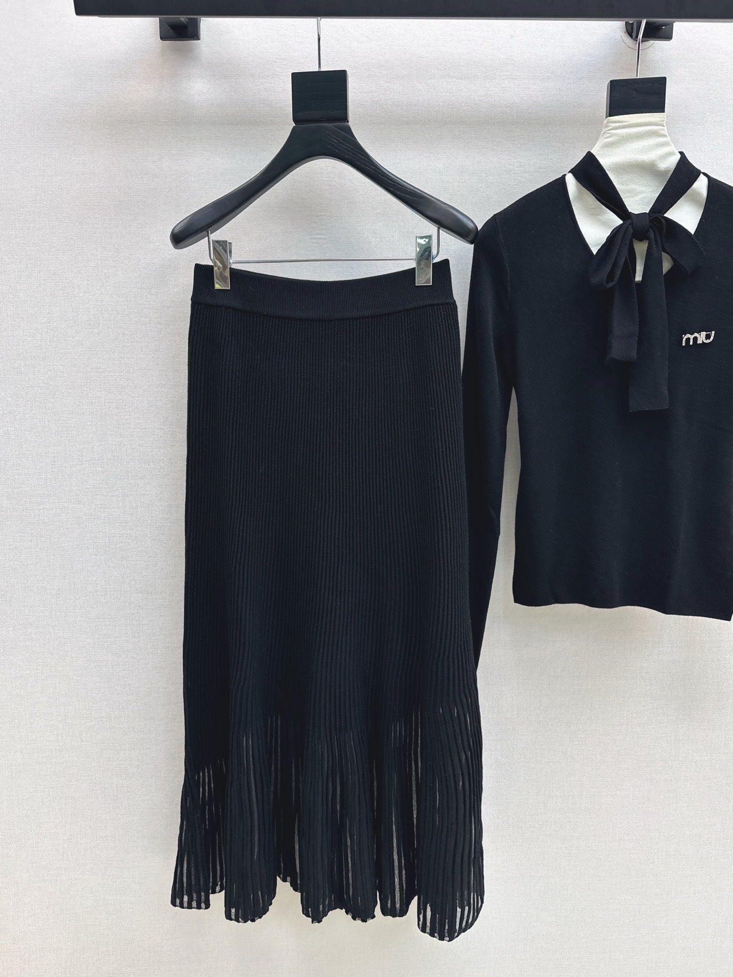 Miu NEW knitted suit