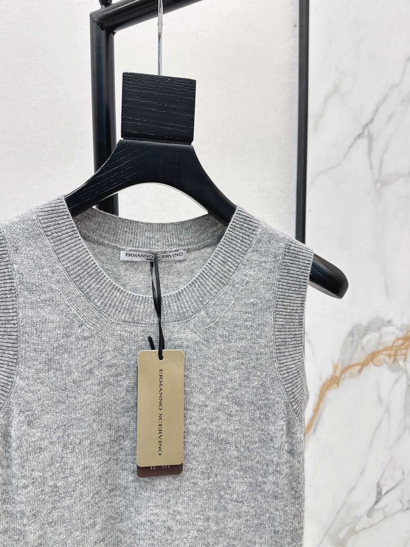 ES NEW cashmere vest