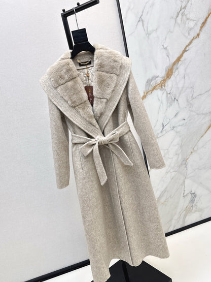 Loro NEW camel hair coat