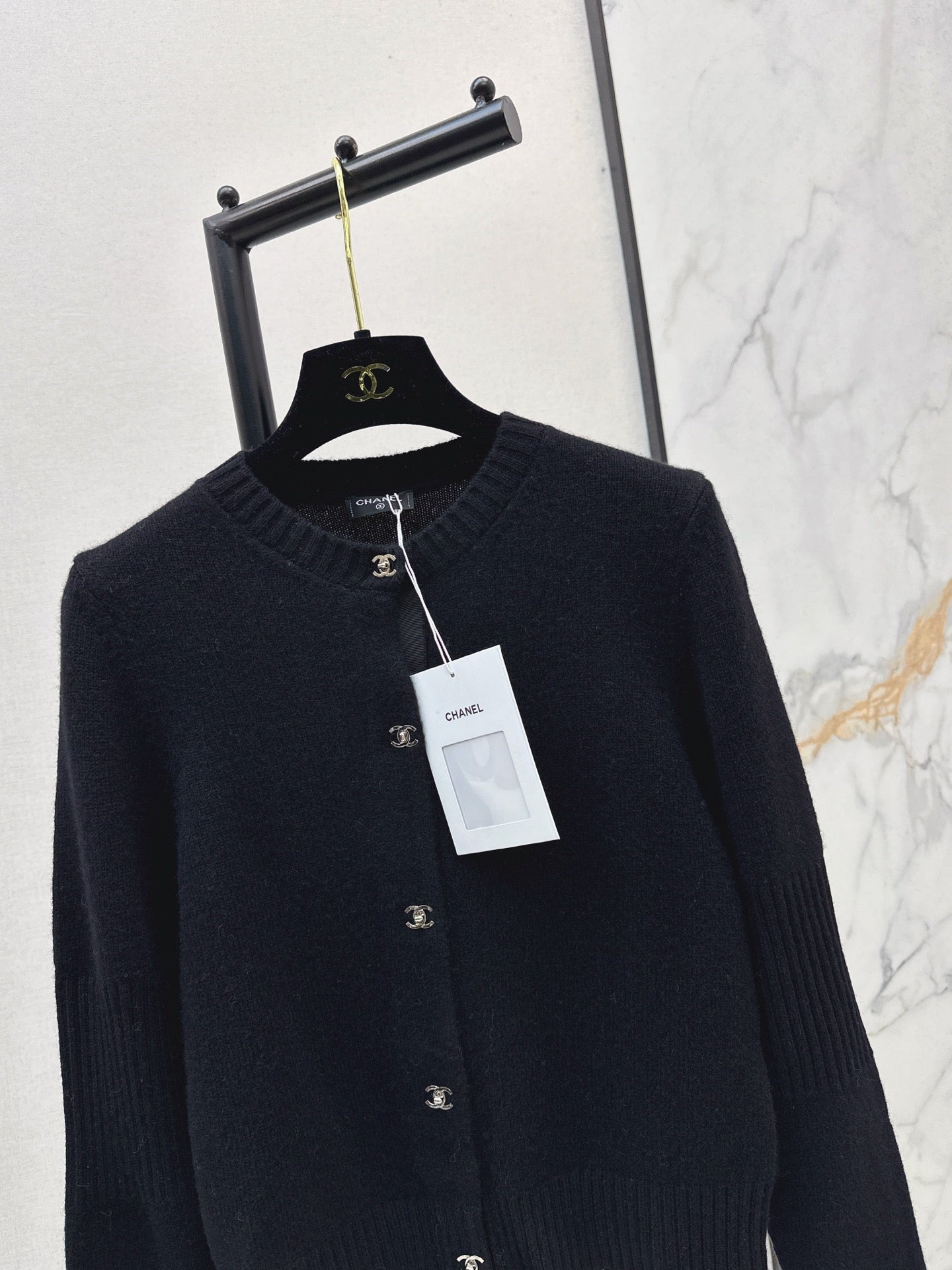 Chan NEW knitted cardigan