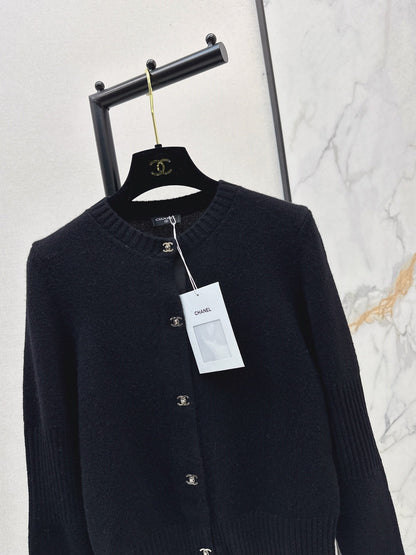 Chan NEW knitted cardigan