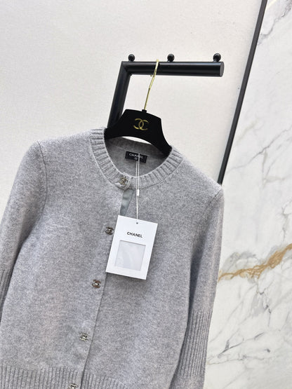 Chan NEW knitted cardigan