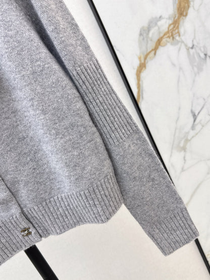 Chan NEW knitted cardigan