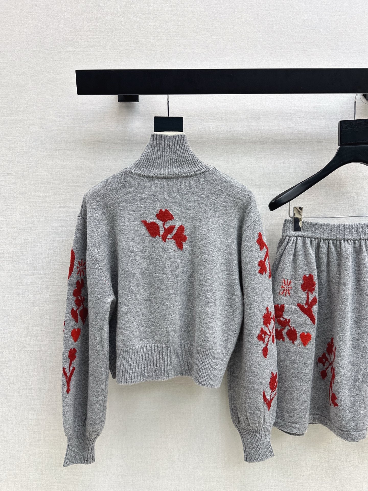 Chan NEW knitted suit