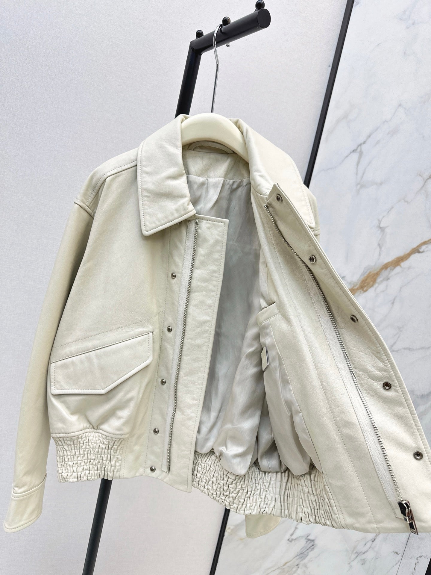 Lm NEW genuine leather jacket