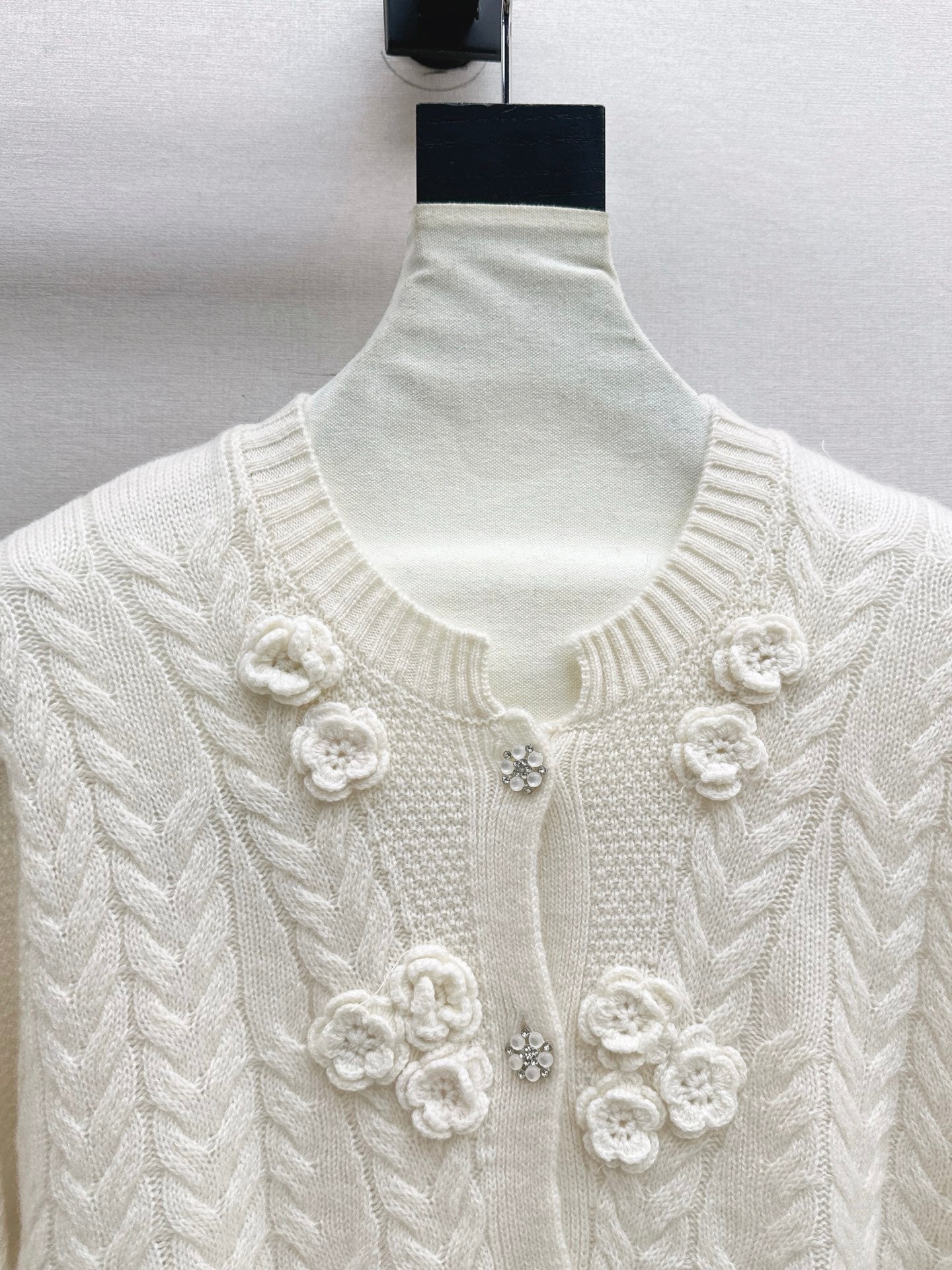 Chan NEW knitted cardigan