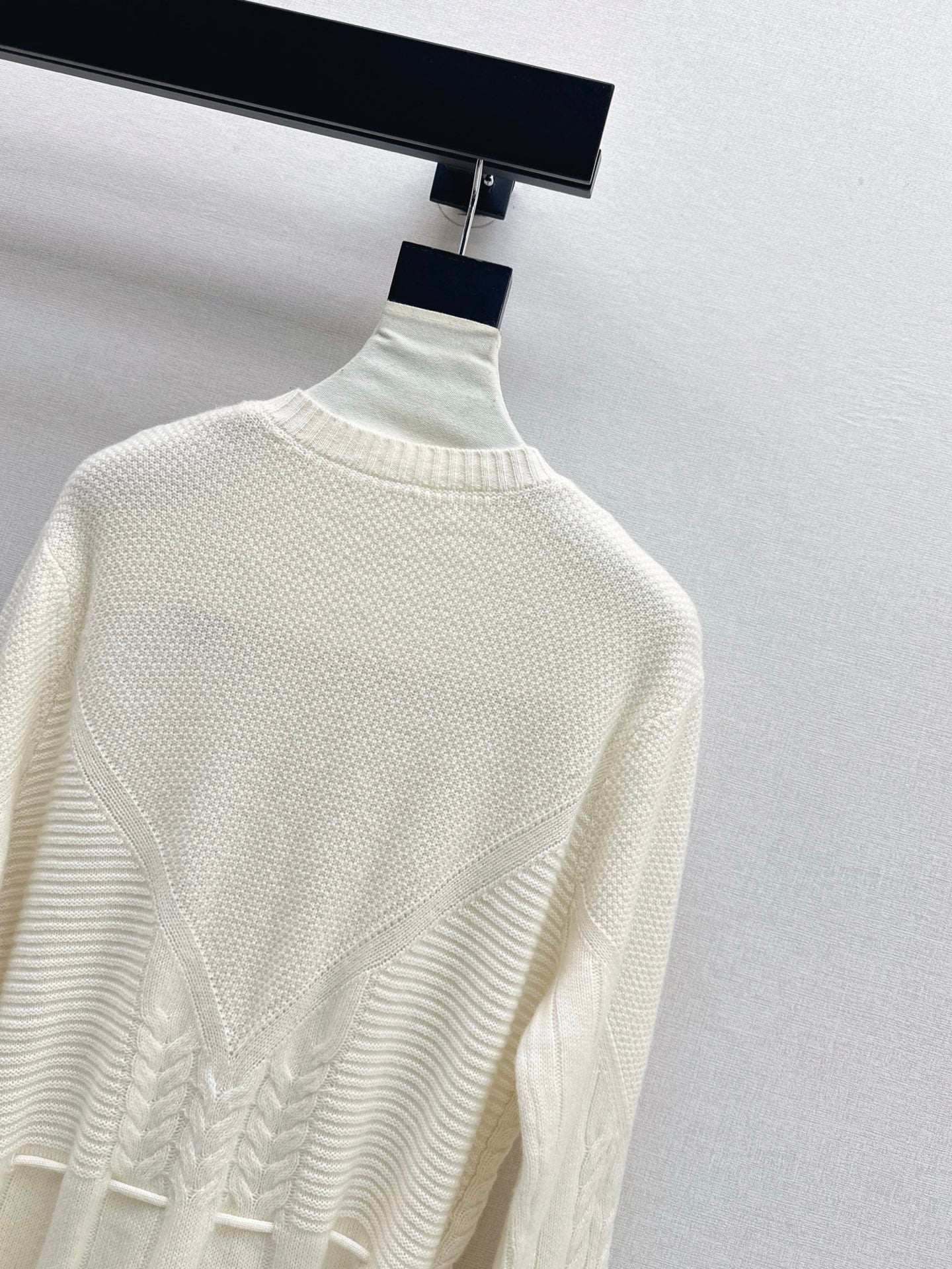 Chan NEW knitted cardigan