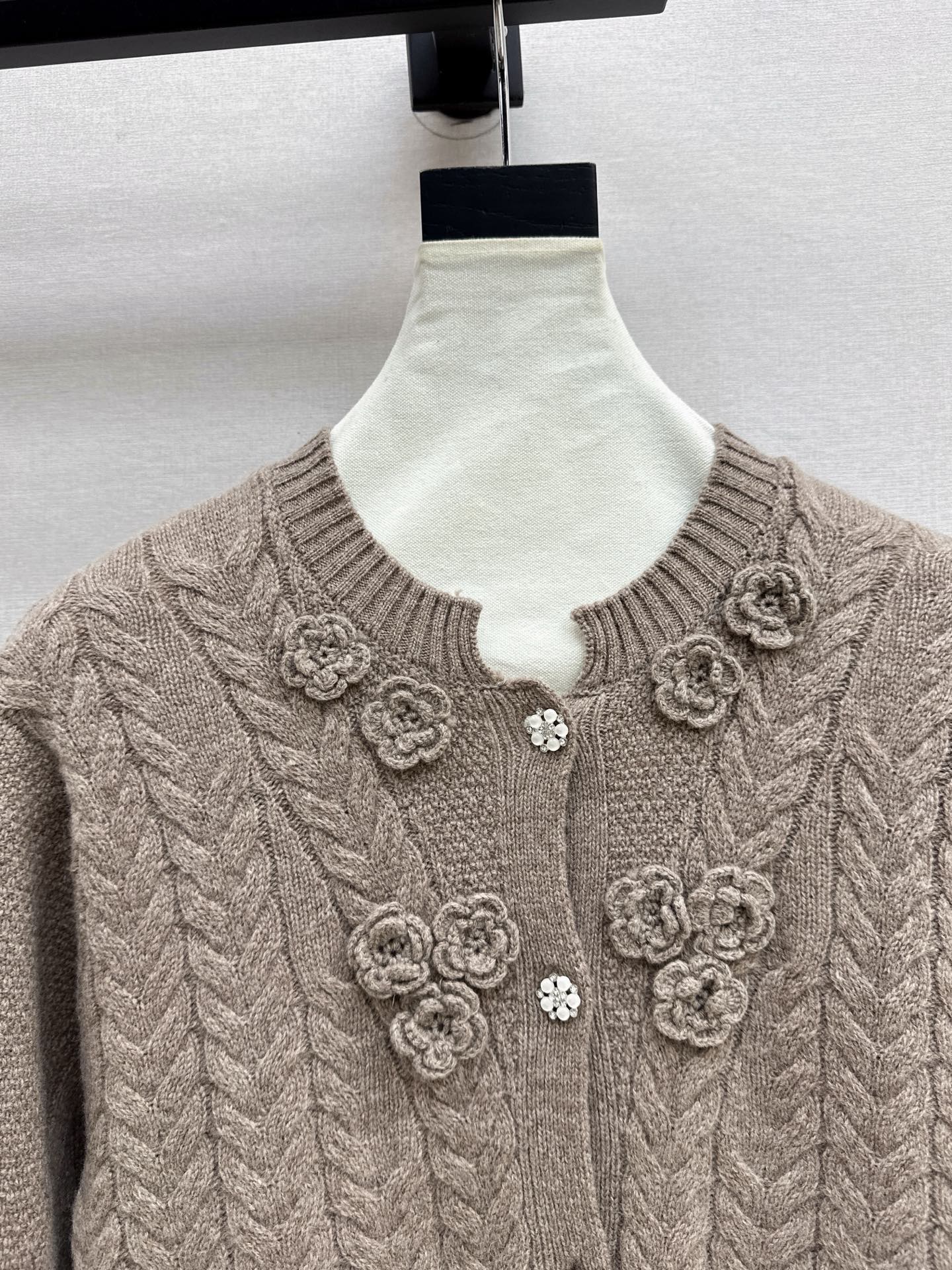 Chan NEW knitted cardigan