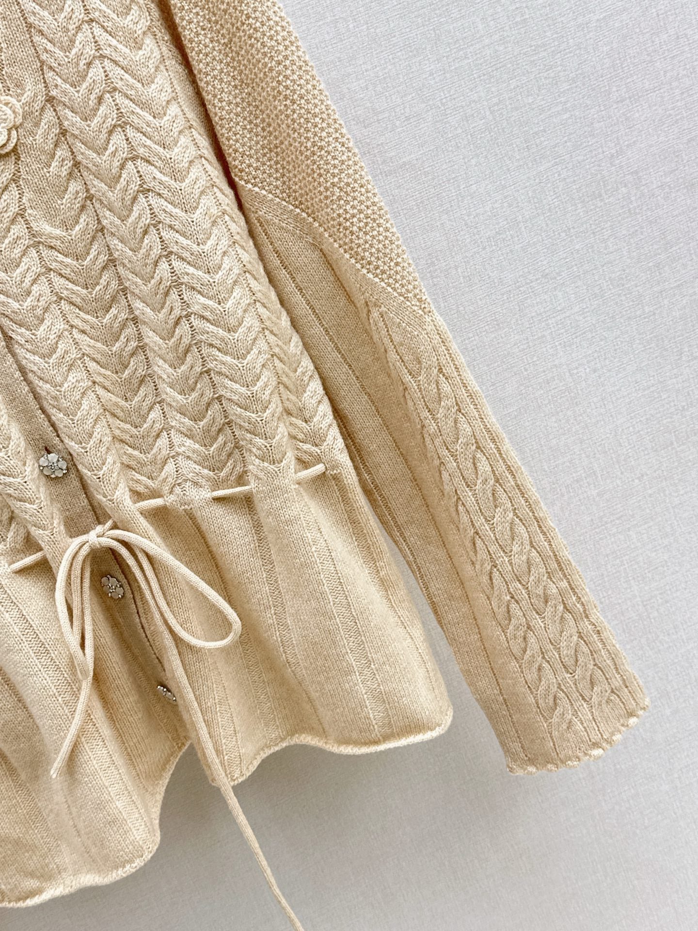 Chan NEW knitted cardigan