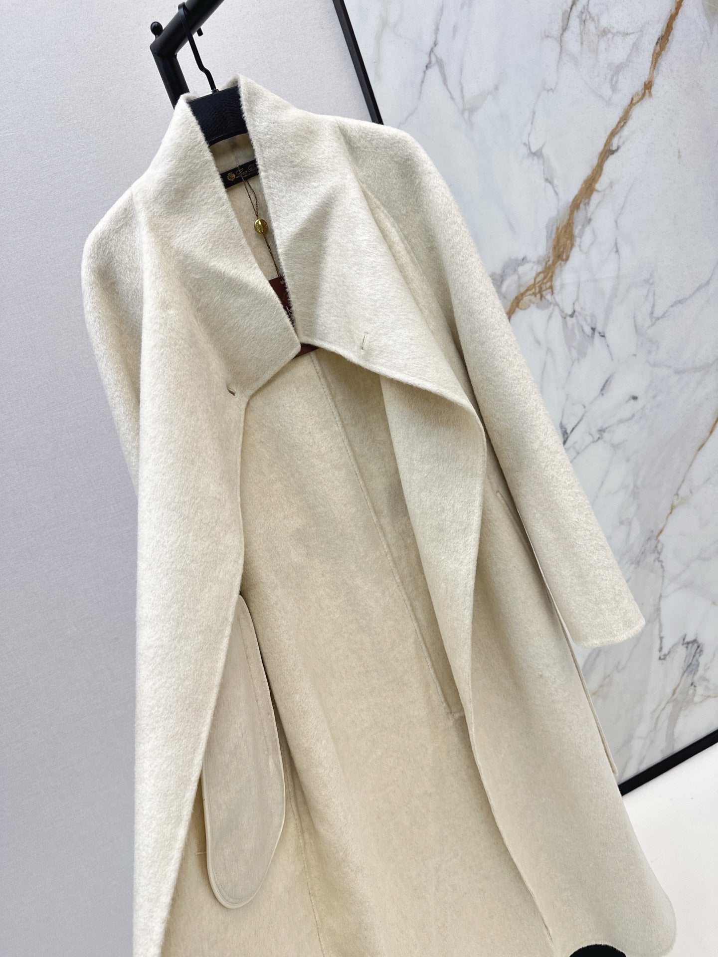 Loro NEW woolen coat