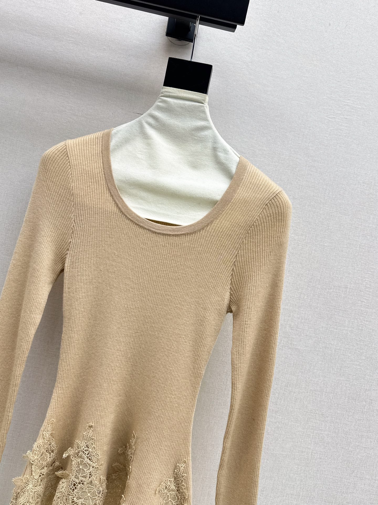 Es NEW Lace base shirt