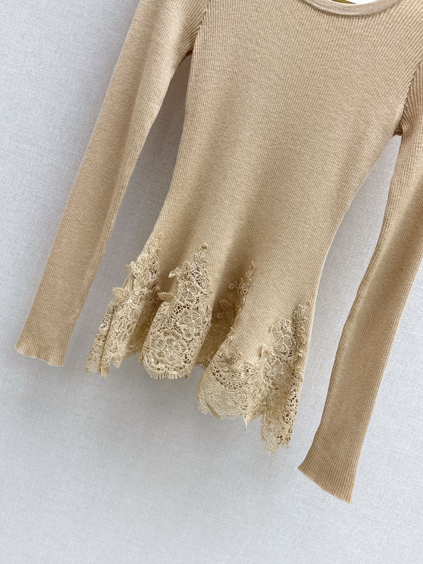 Es NEW Lace base shirt