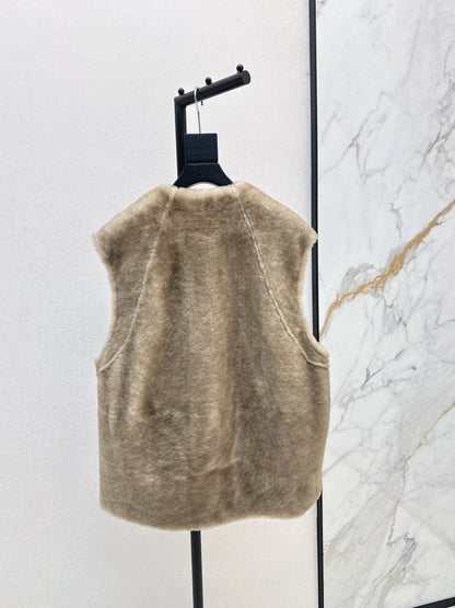 Loro NEW fur vest