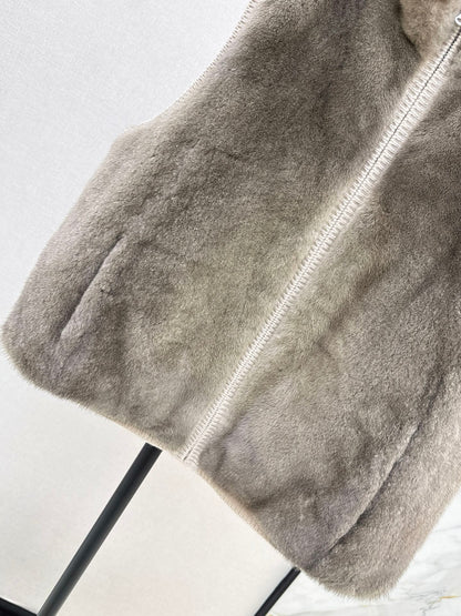 Loro NEW Reversible vest