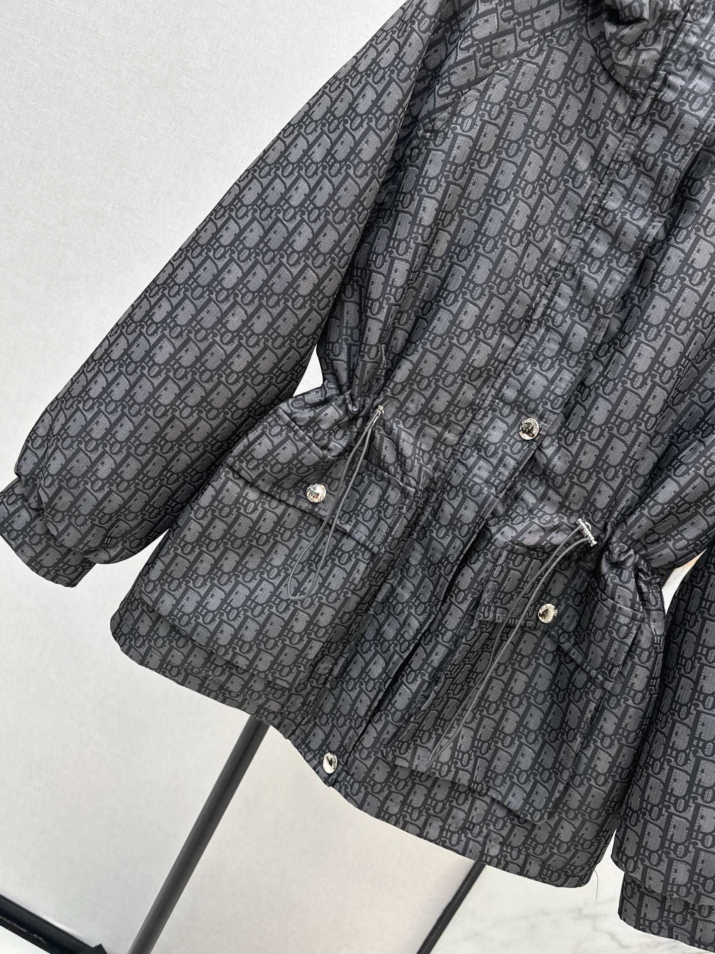 CD NEW Padded hooded jacket