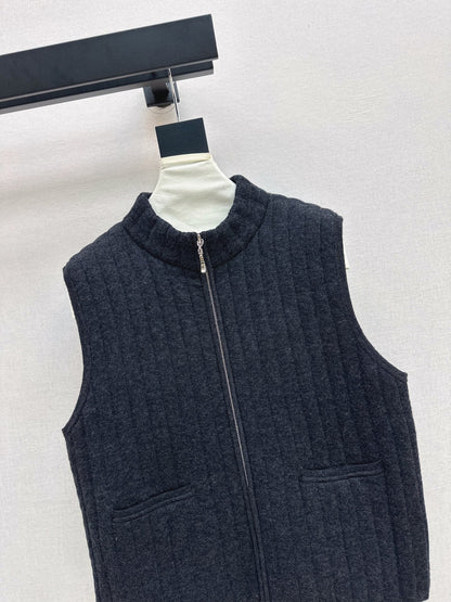 Brune NEW knitted vest