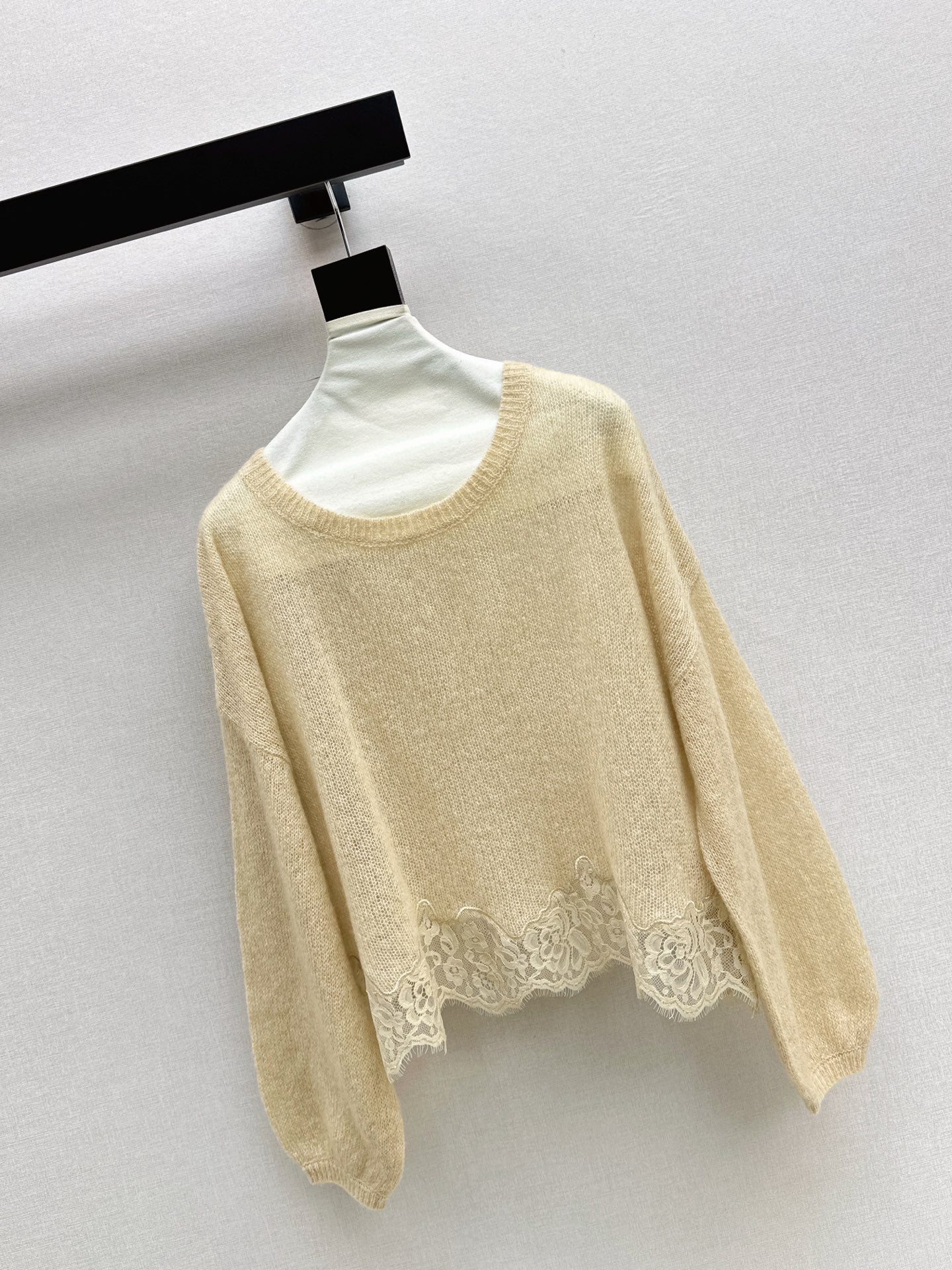 Es NEW Lace knitted sweater