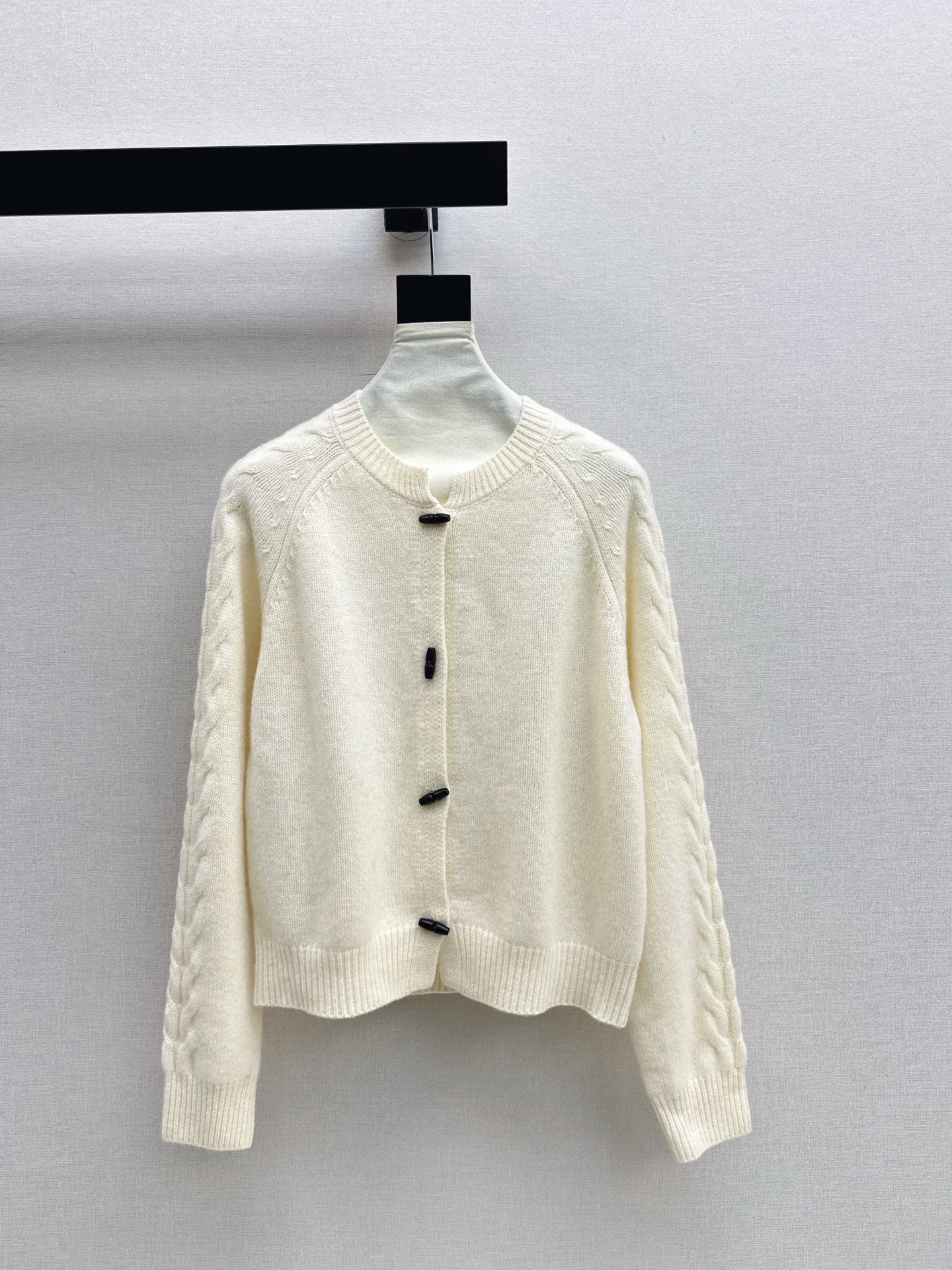 Max NEW Crew neck cardigan