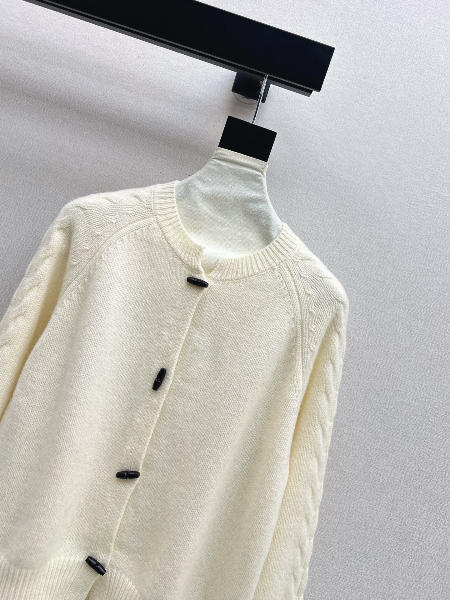 Max NEW Crew neck cardigan