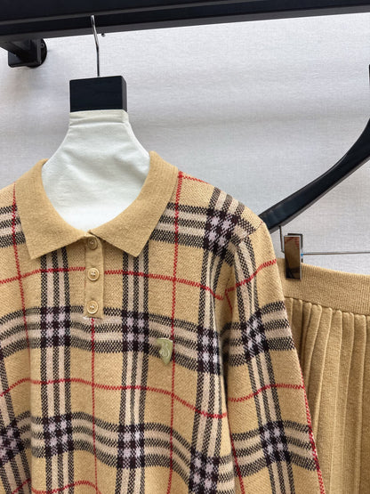 Bur NEW Plaid polo shirt and skirt suit