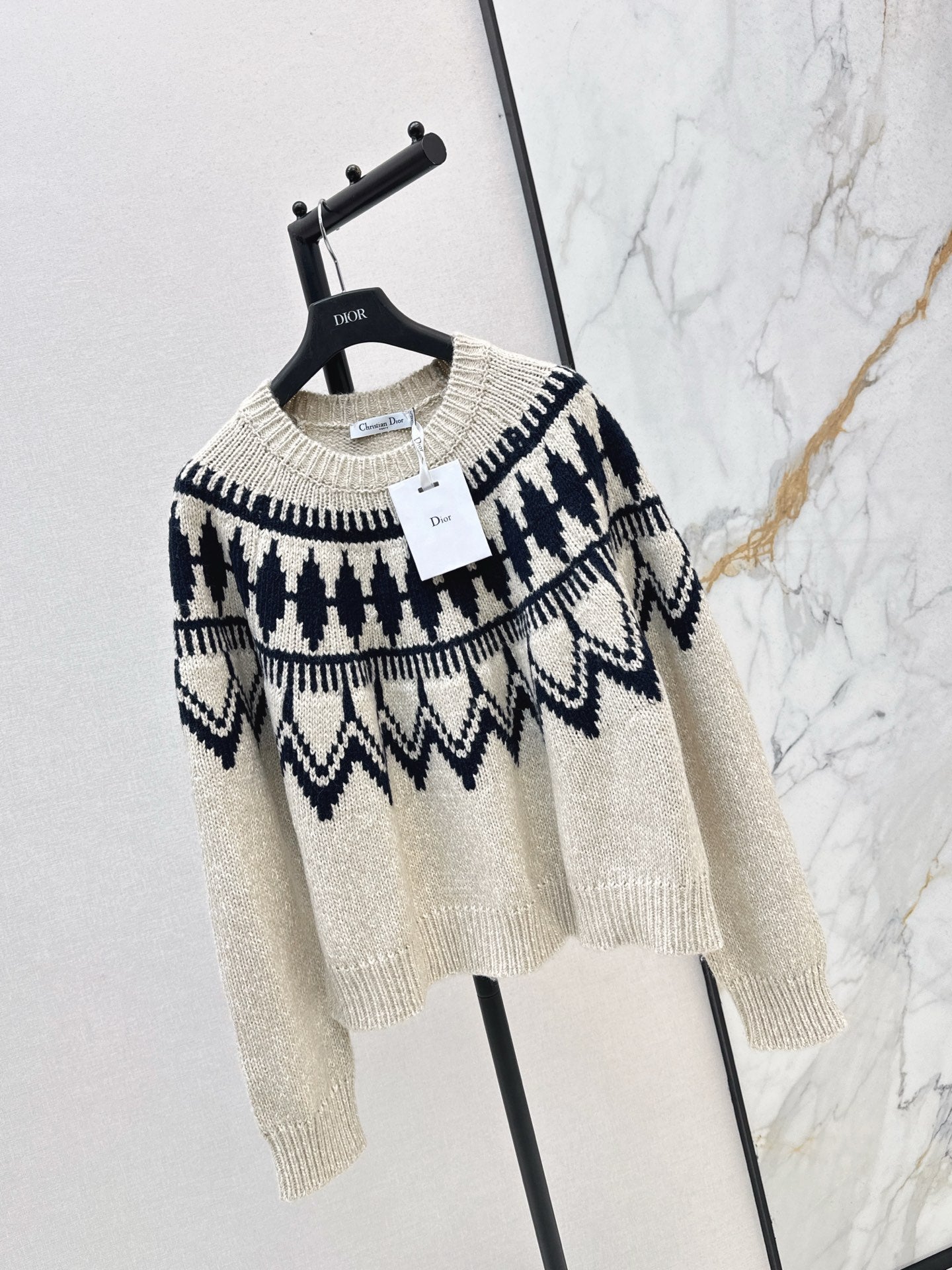 CD NEW knitted sweater