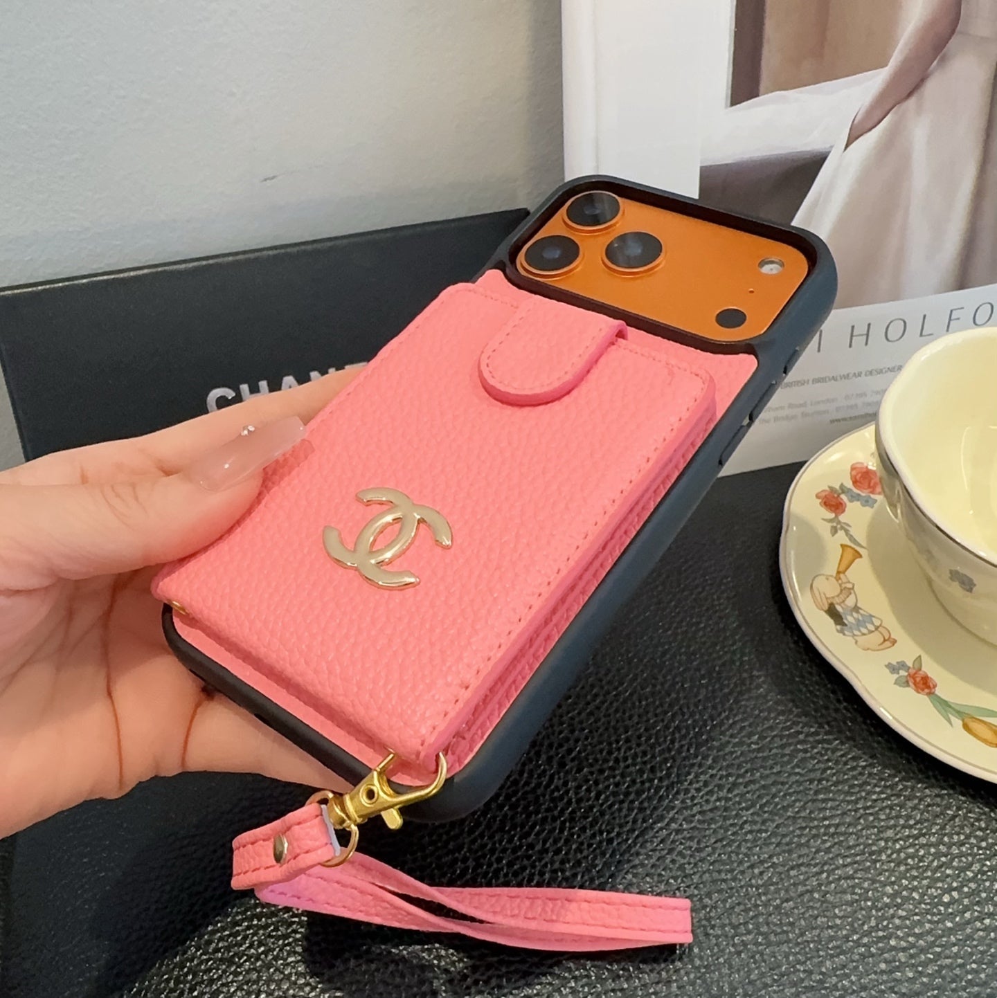 Chan new mobile phone